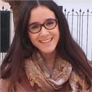 Profesora de Lengua Castellana y Literatura y Latín imparte clases de refuerzo a alumnos de Primaria, ESO y Bachillerato